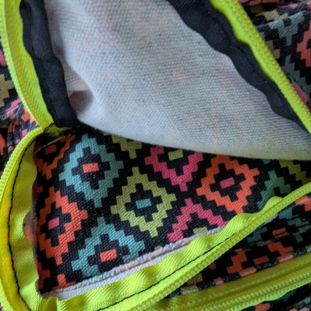 KAVU Rope Sling Geometric Crossbody Backpack - Picture 6 of 10